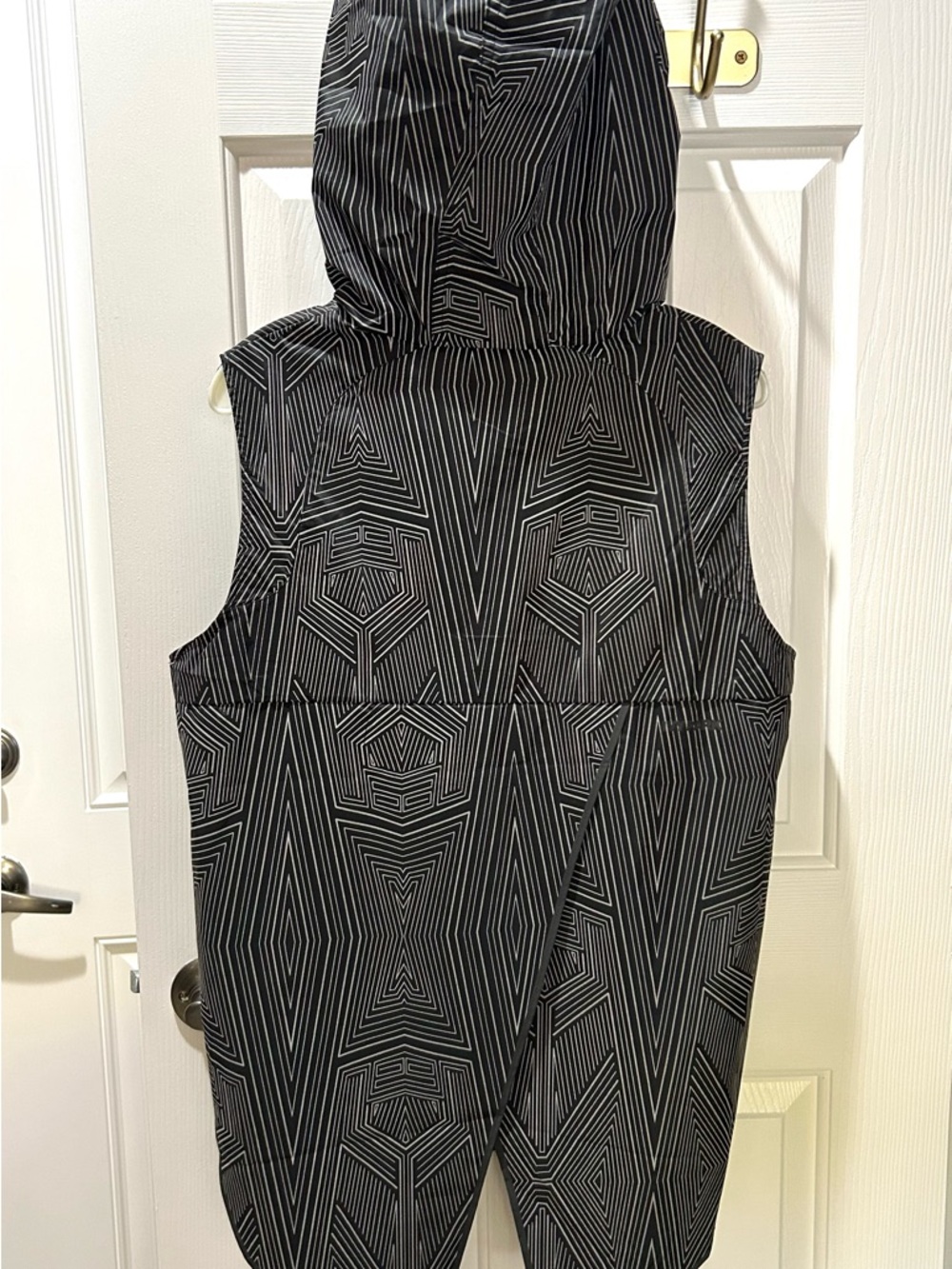 Like New Ivy Park Sleeveless Hooded Reflective Jacket Size L - Picture 5 of 8